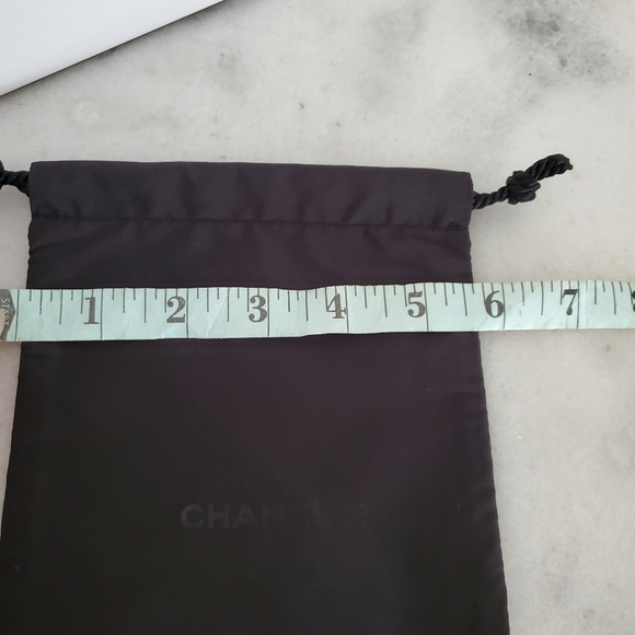 CHANEL Black Smooth Jewelry Dust Cover Travel Storage Pouch - Picture 7 of 8